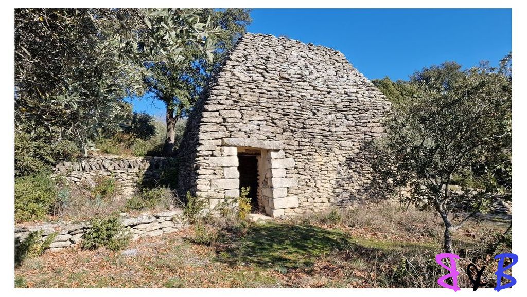 Photo de l'article Saint-Pantaléon - Sur le sentier des bories