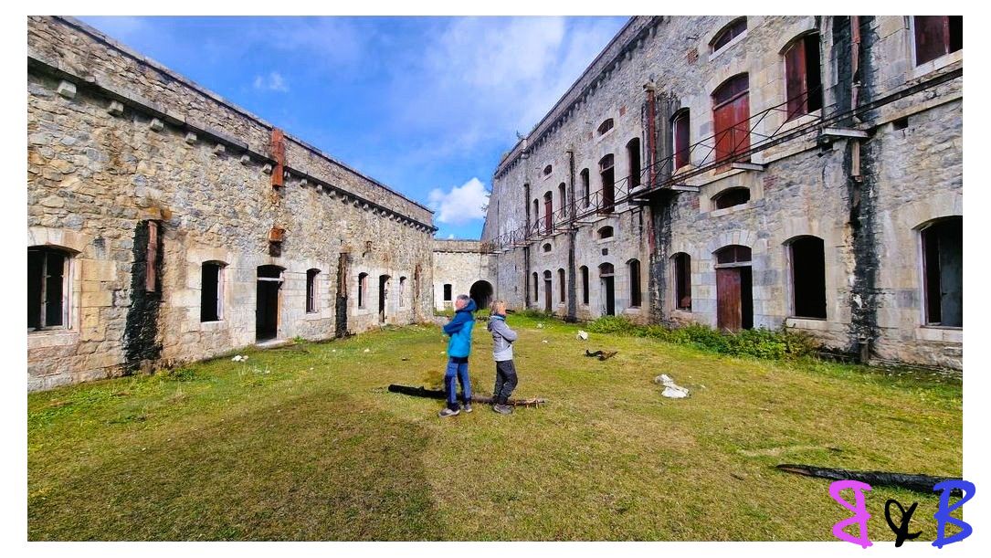 Photo de l'article Puy-Saint-Vincent - Fort de La Croix de Bretagne